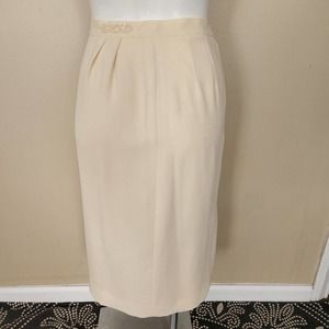 🌼💐 Vintage Beaded Pencil Skirt 🐝🐣